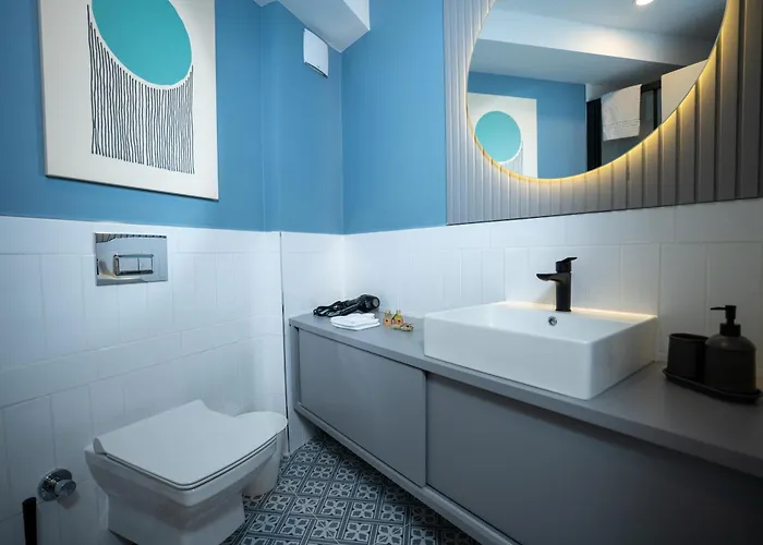 Apartahotel Bird Nest 4*