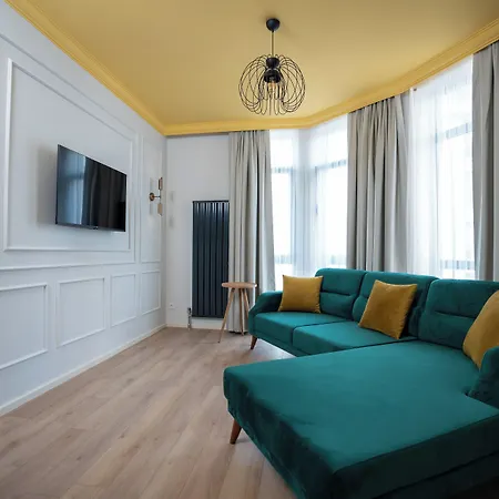 Lejlighedshotel Bird Nest 4*