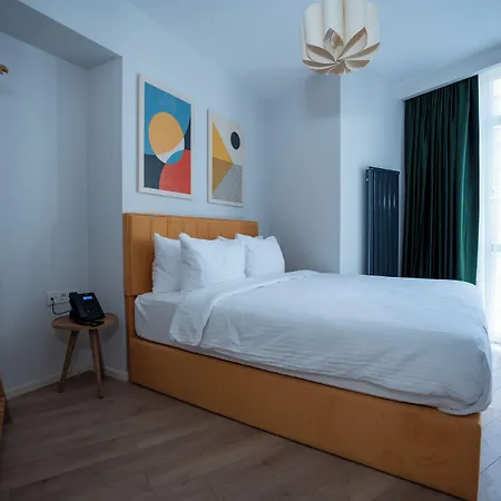 Aparthotel Bird Nest