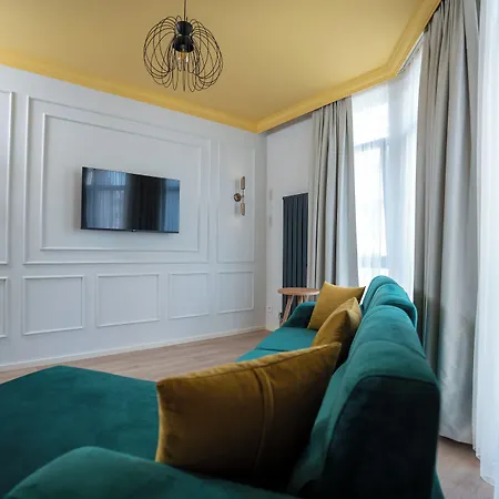 Aparthotel Bird Nest