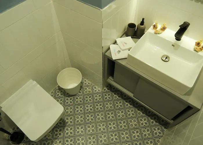 Aparthotel Bird Nest 4*