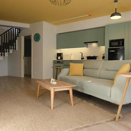 Bird Nest Apart-hotel